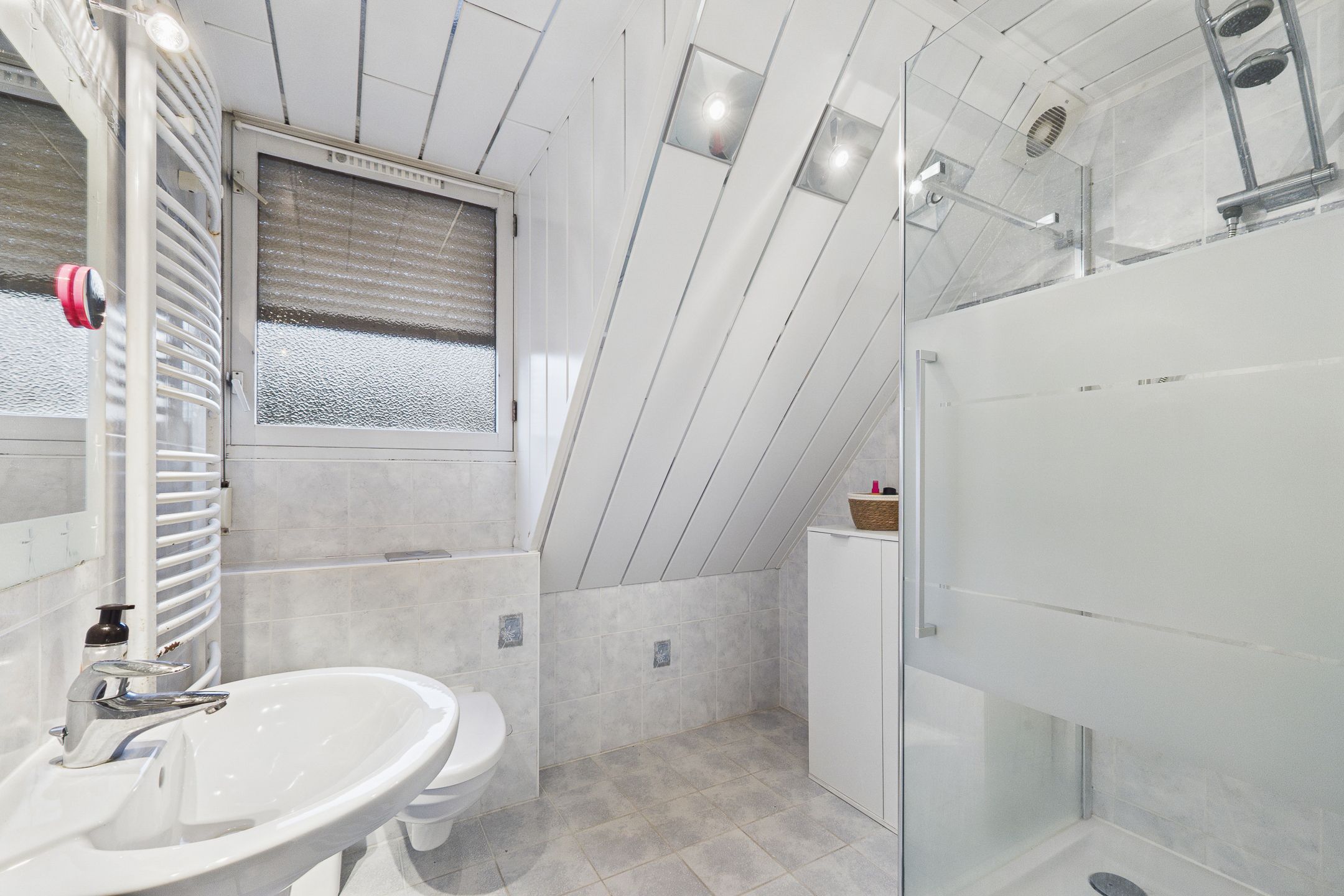 Foto 27 van Valeriaanstraat 32