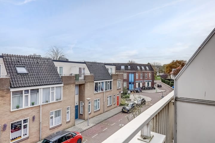 Photo 34 of Nachtegaalstraat 35