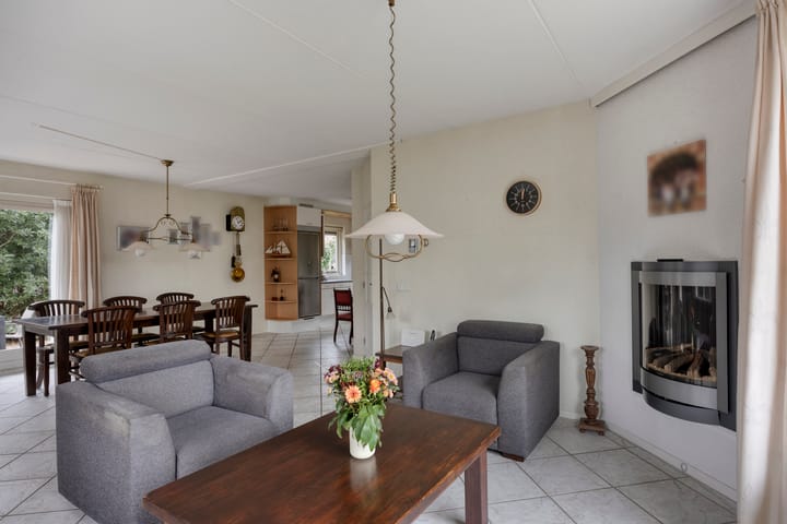 Photo 6 of Noordeinde 16-A