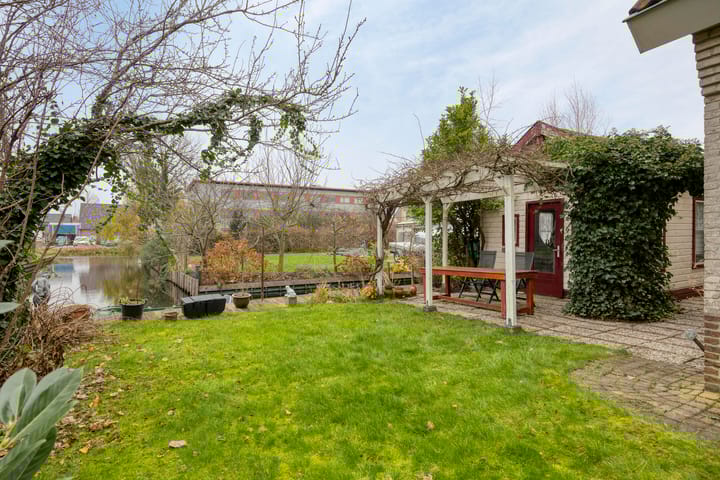 Photo 17 of Noordeinde 16-A