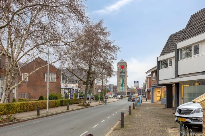 Photo 22 of Noordeinde 16-A