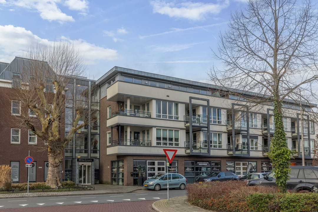 Photo 1 of Sterrebosstraat 46
