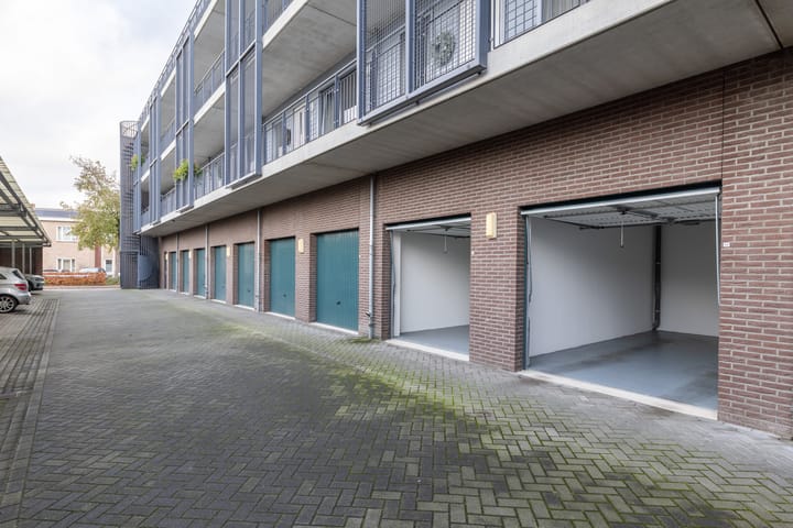 Foto 25 van Sterrebosstraat 46