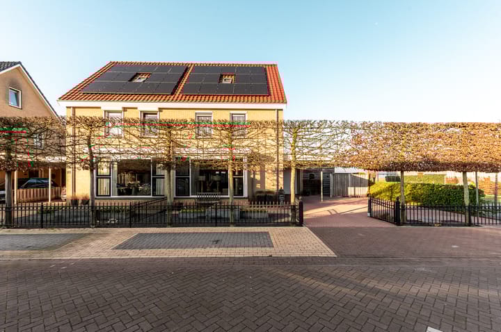 Photo 40 of Dokter Bruinsweg 18