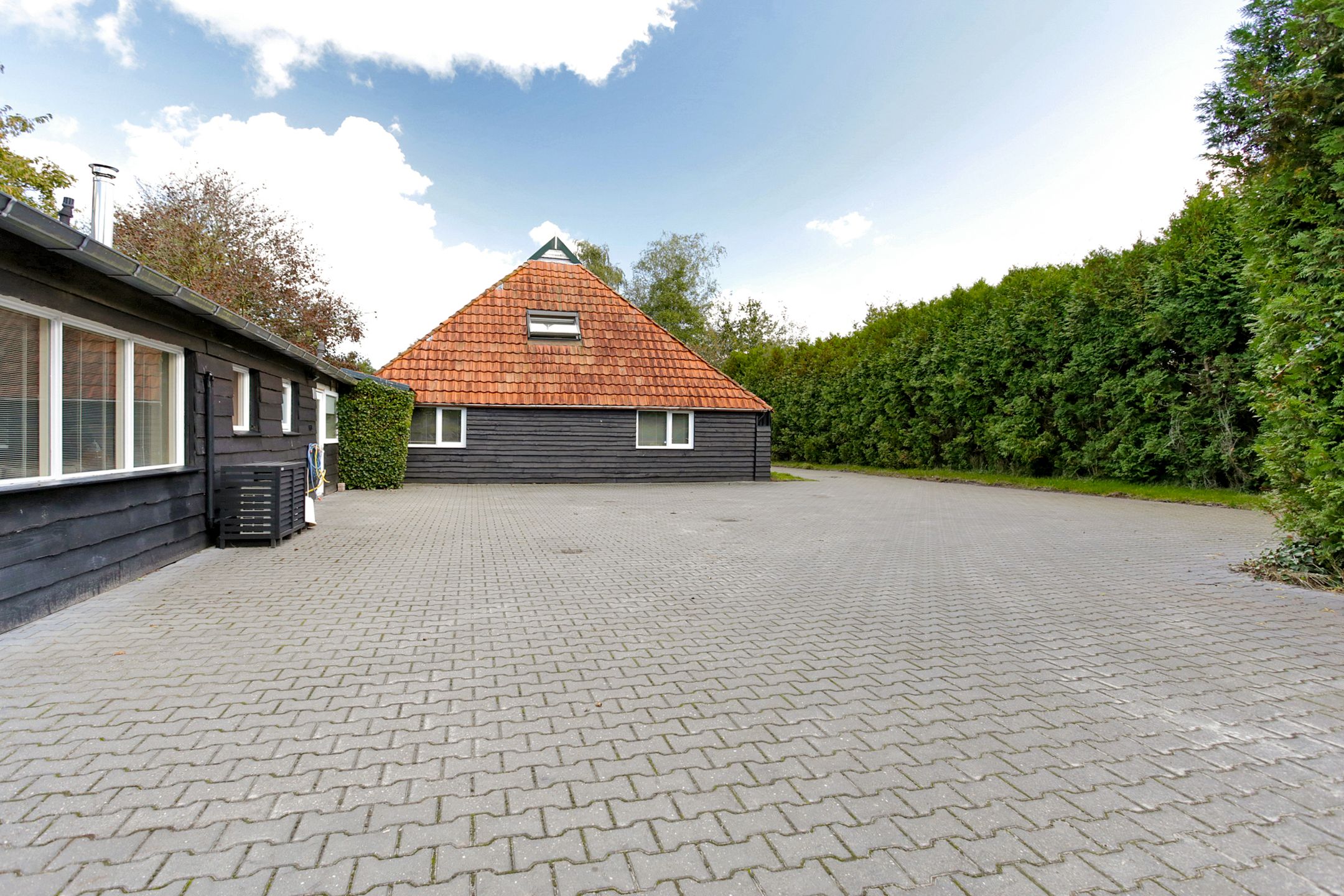 Photo 3 of Noordeinde 19