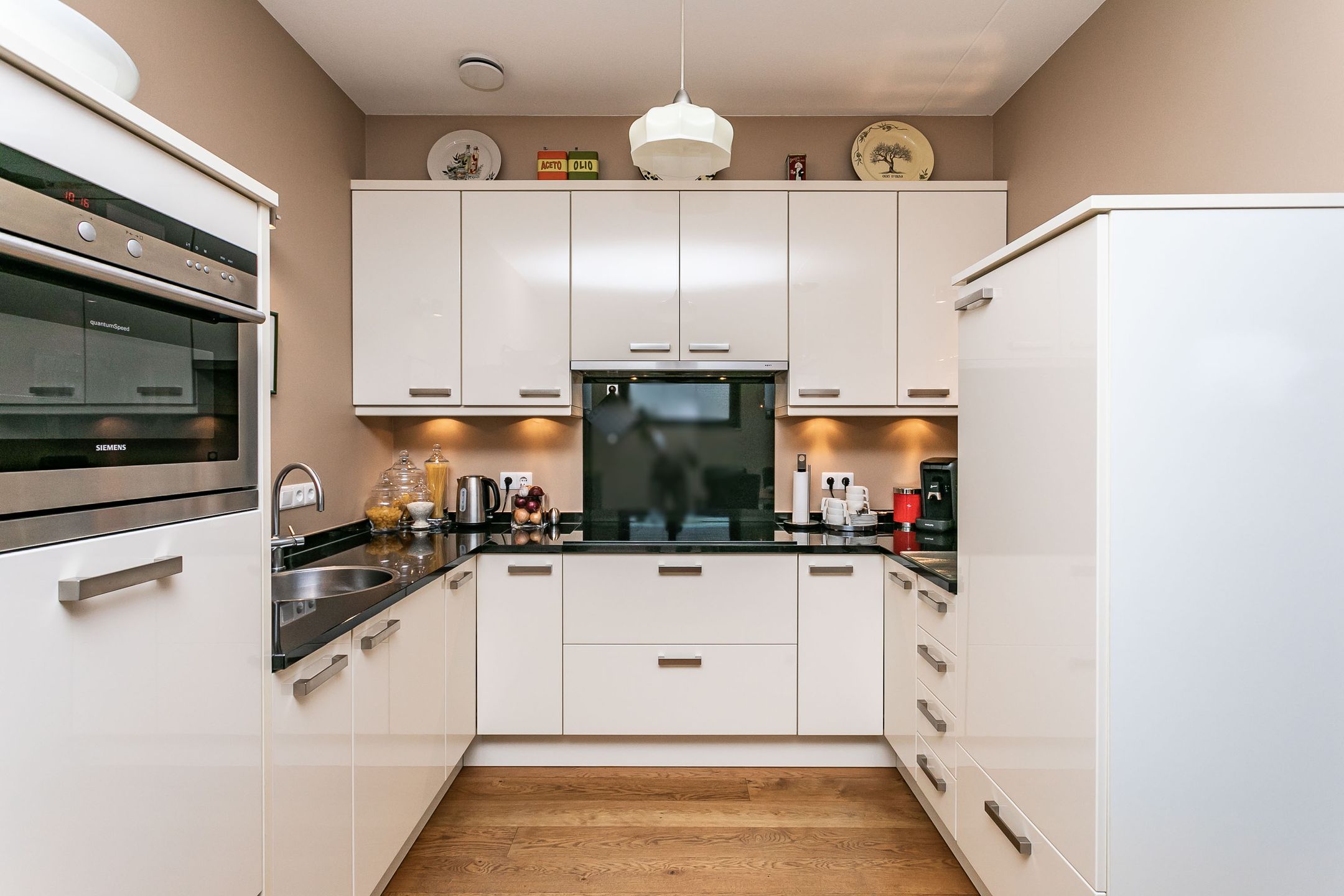 Foto 15 van Wijnstraat 65