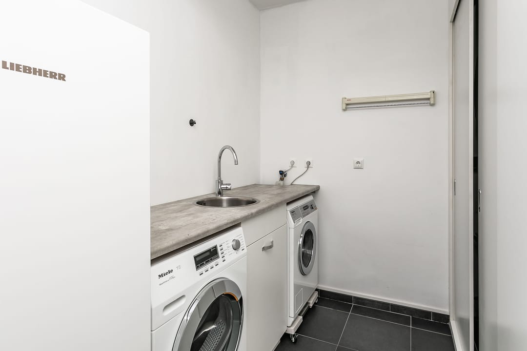 Foto 28 van Wijnstraat 65