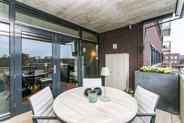 Foto 31 van Wijnstraat 65