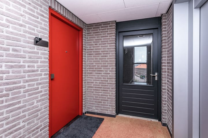 Foto 33 van Wijnstraat 65