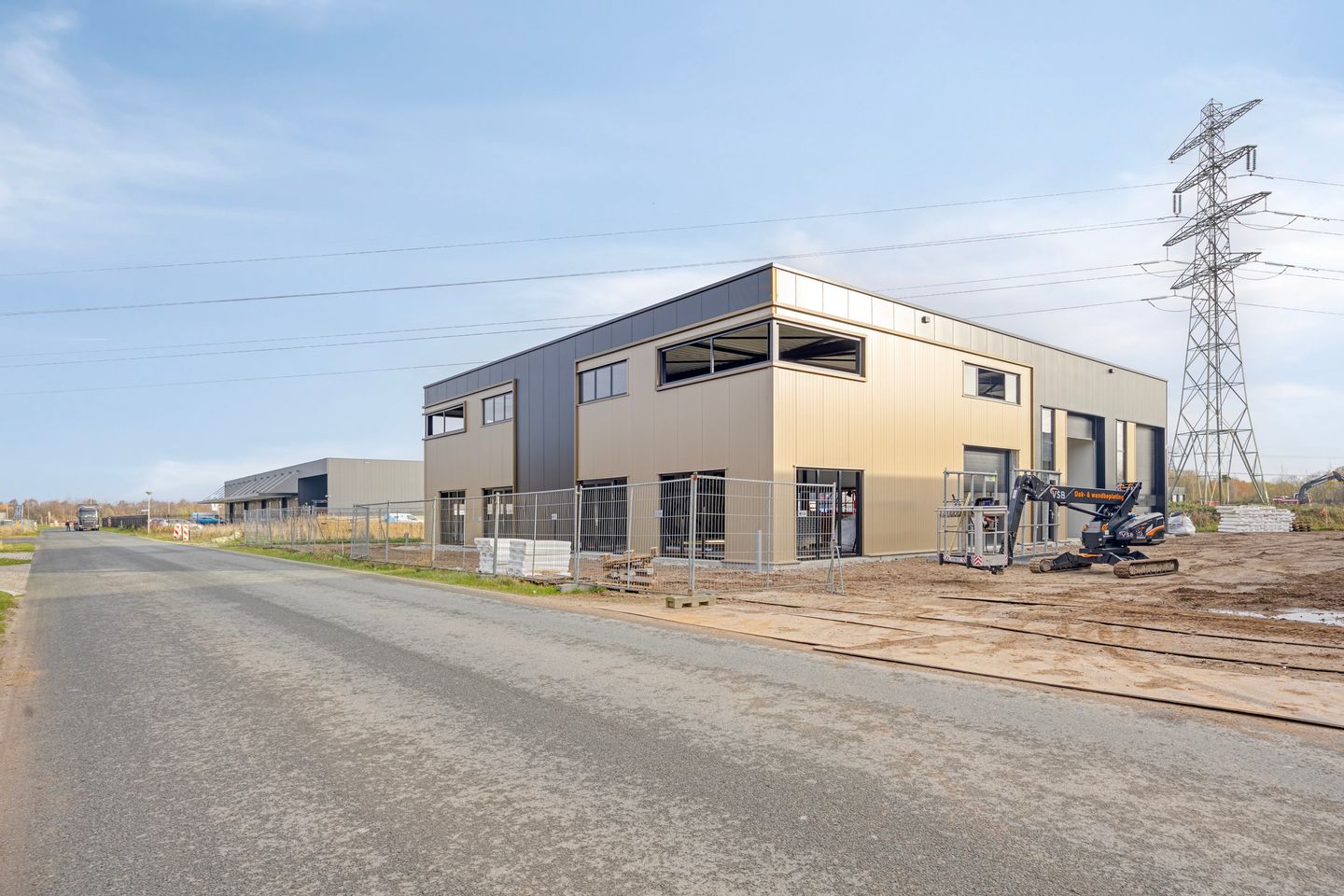 Bekijk foto 2 van Holtmede 18-a