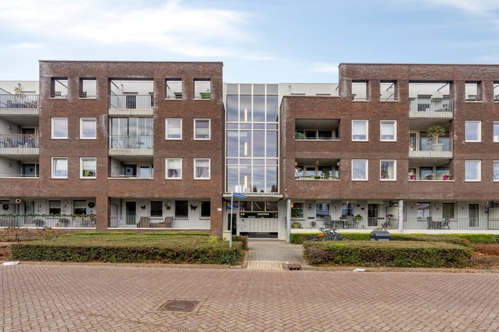 Foto 2 van Haageinderhof 9