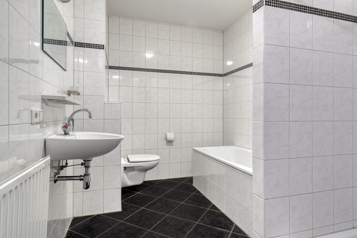 Foto 18 van Haageinderhof 9