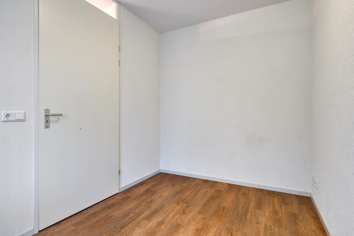 Foto 22 van Haageinderhof 9