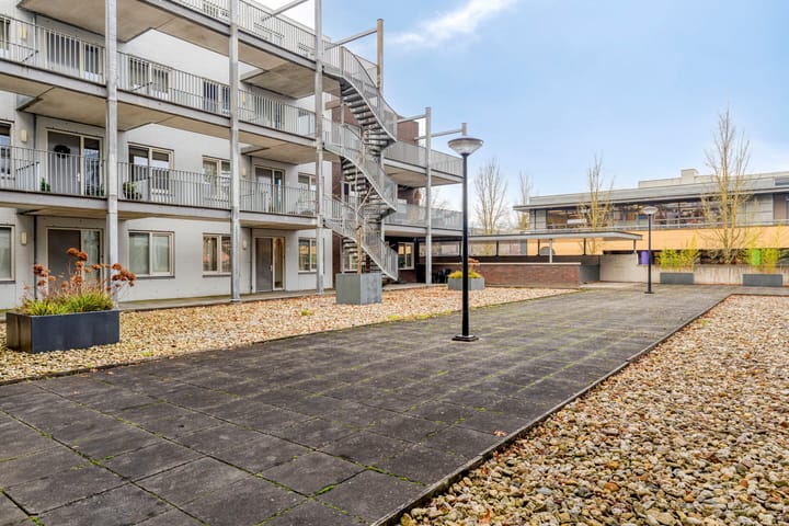 Foto 26 van Haageinderhof 9