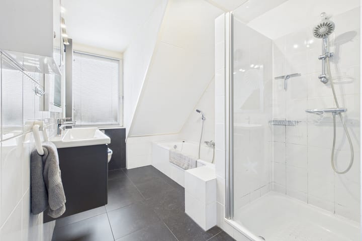 Foto 17 van Bellinistraat 7