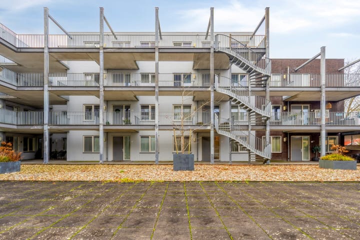 Foto 27 van Haageinderhof 9