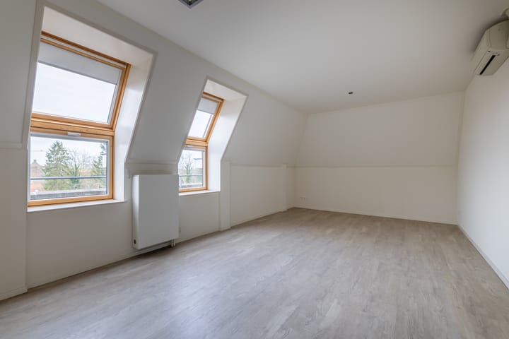 Photo 14 of Sterrebosstraat 48