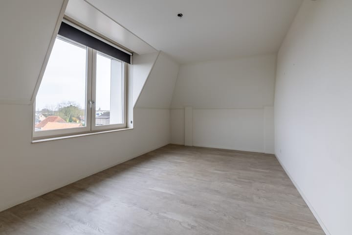 Photo 21 of Sterrebosstraat 48