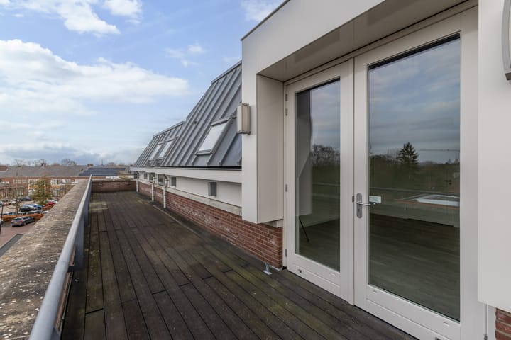 Photo 33 of Sterrebosstraat 48