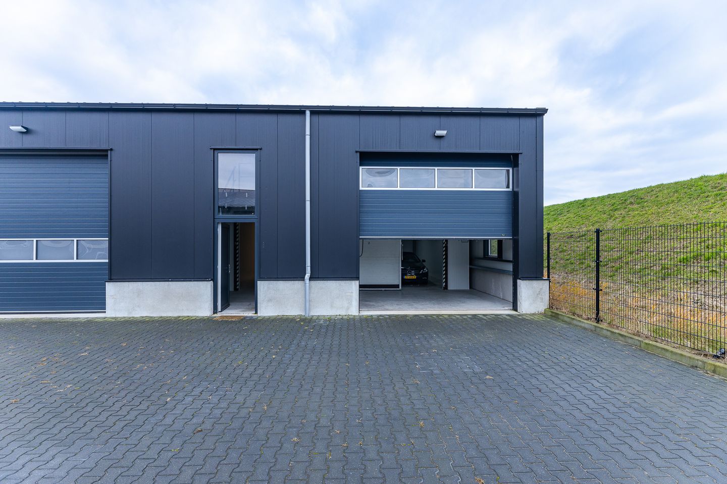 View photo 2 of Techniekweg 23-0010