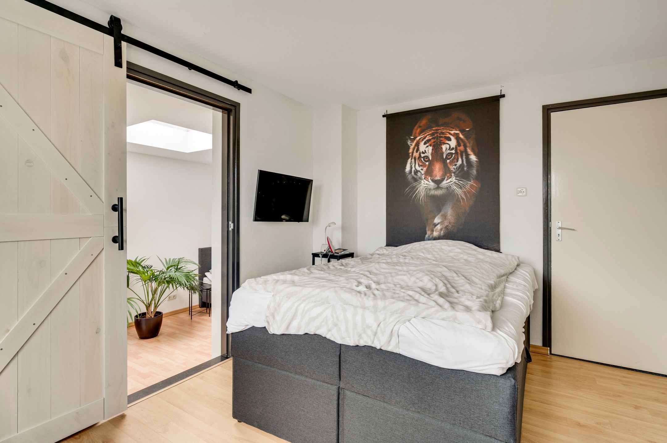 Foto 24 van Oeverzicht 9