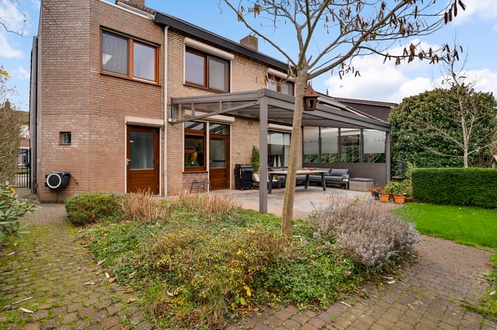 Foto 31 van Oeverzicht 9