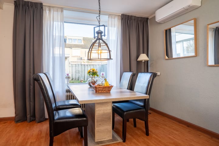 Photo 9 of Admiraal Byrdstraat 21