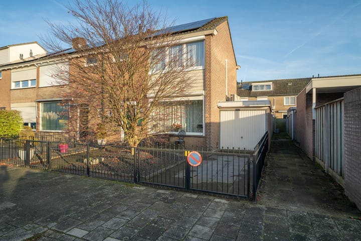 Photo 24 of Admiraal Byrdstraat 21