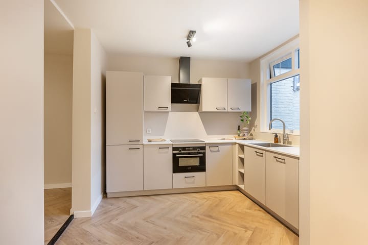 Photo 3 of Prins Hendrikstraat 20