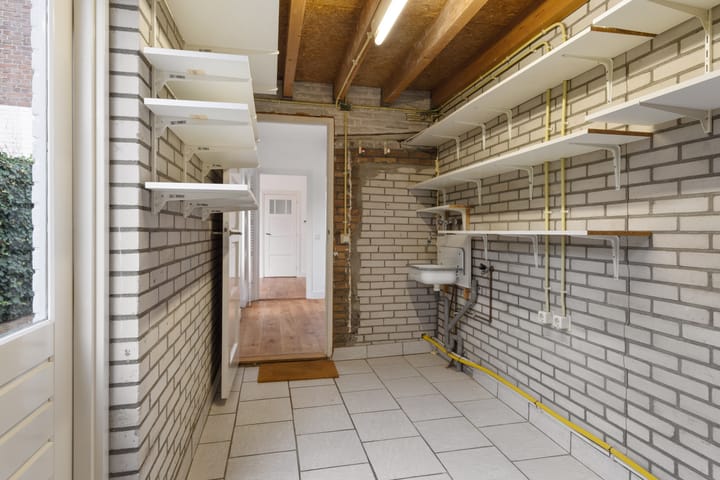 Foto 16 van Maanstraat 12