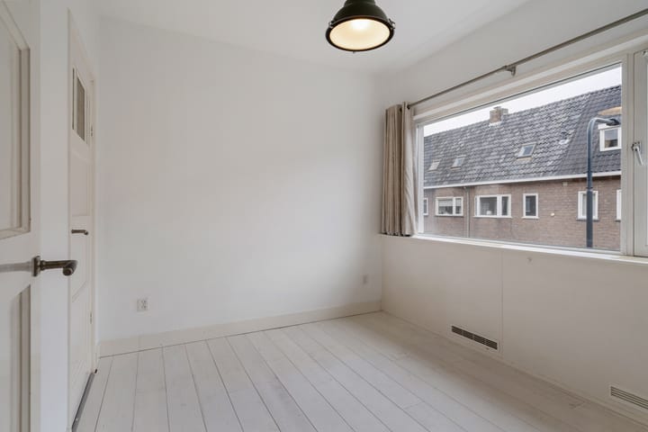 Foto 23 van Maanstraat 12