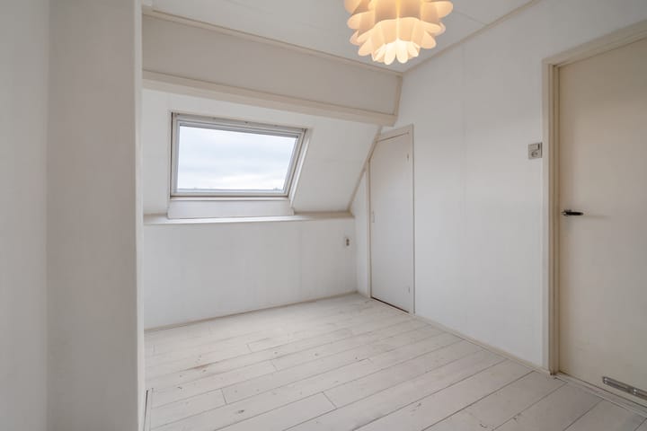 Foto 27 van Maanstraat 12