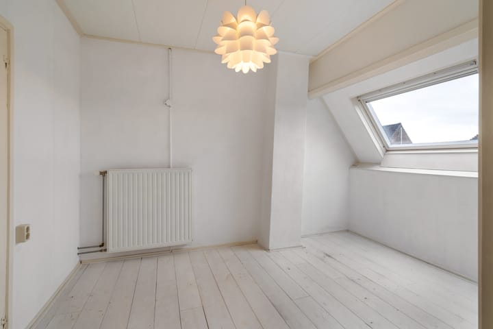 Foto 28 van Maanstraat 12