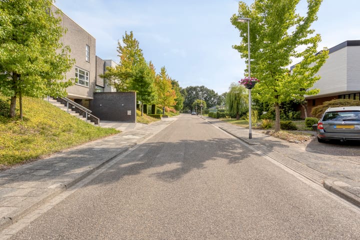 Photo 57 of Parmentierstraat 21