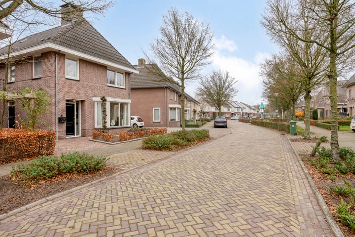 Photo 58 of Binnenveld 23