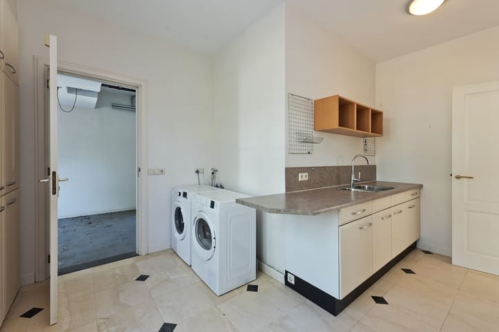 Photo 10 of Dorpsstraat 117