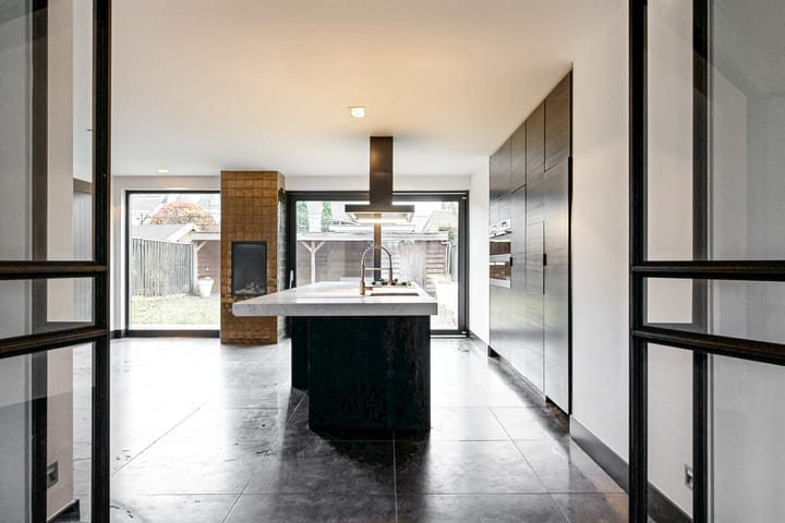 Foto 12 van Zwembadweg 8