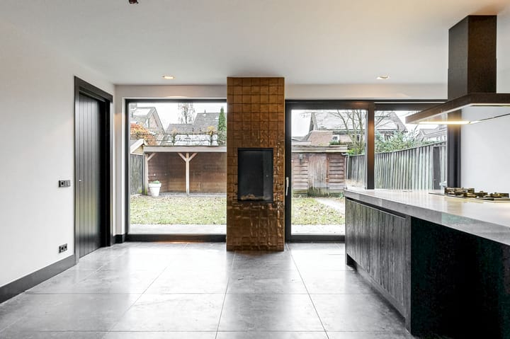 Foto 14 van Zwembadweg 8