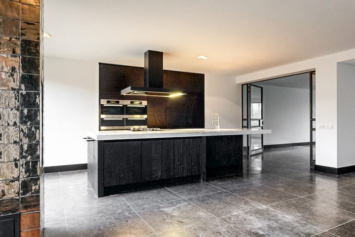 Foto 16 van Zwembadweg 8