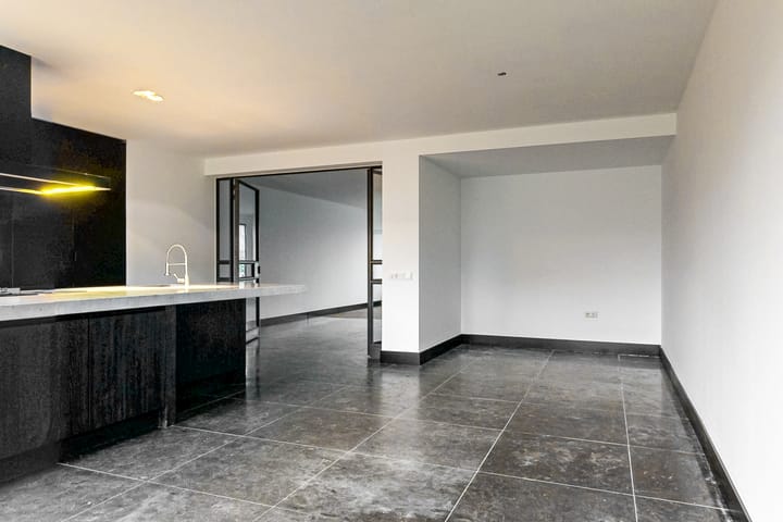 Foto 18 van Zwembadweg 8