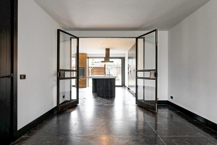 Foto 11 van Zwembadweg 8