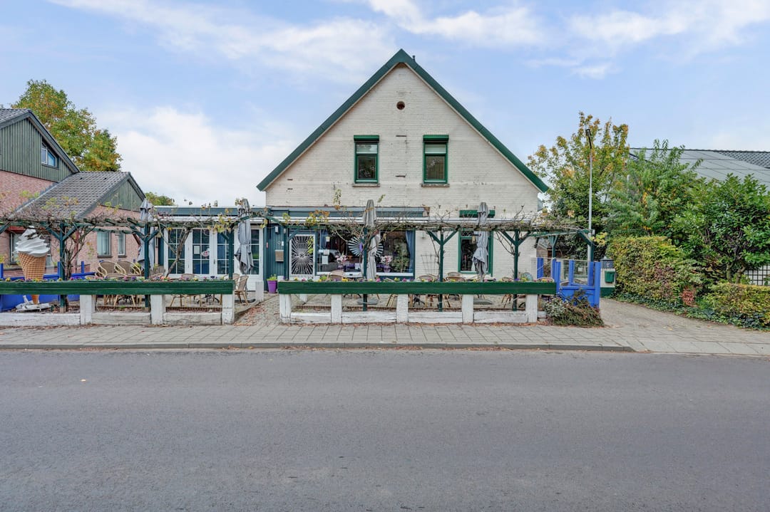 Photo 1 of Heumenseweg 11