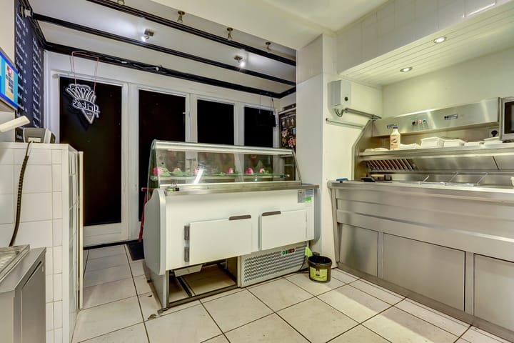 Photo 8 of Heumenseweg 11