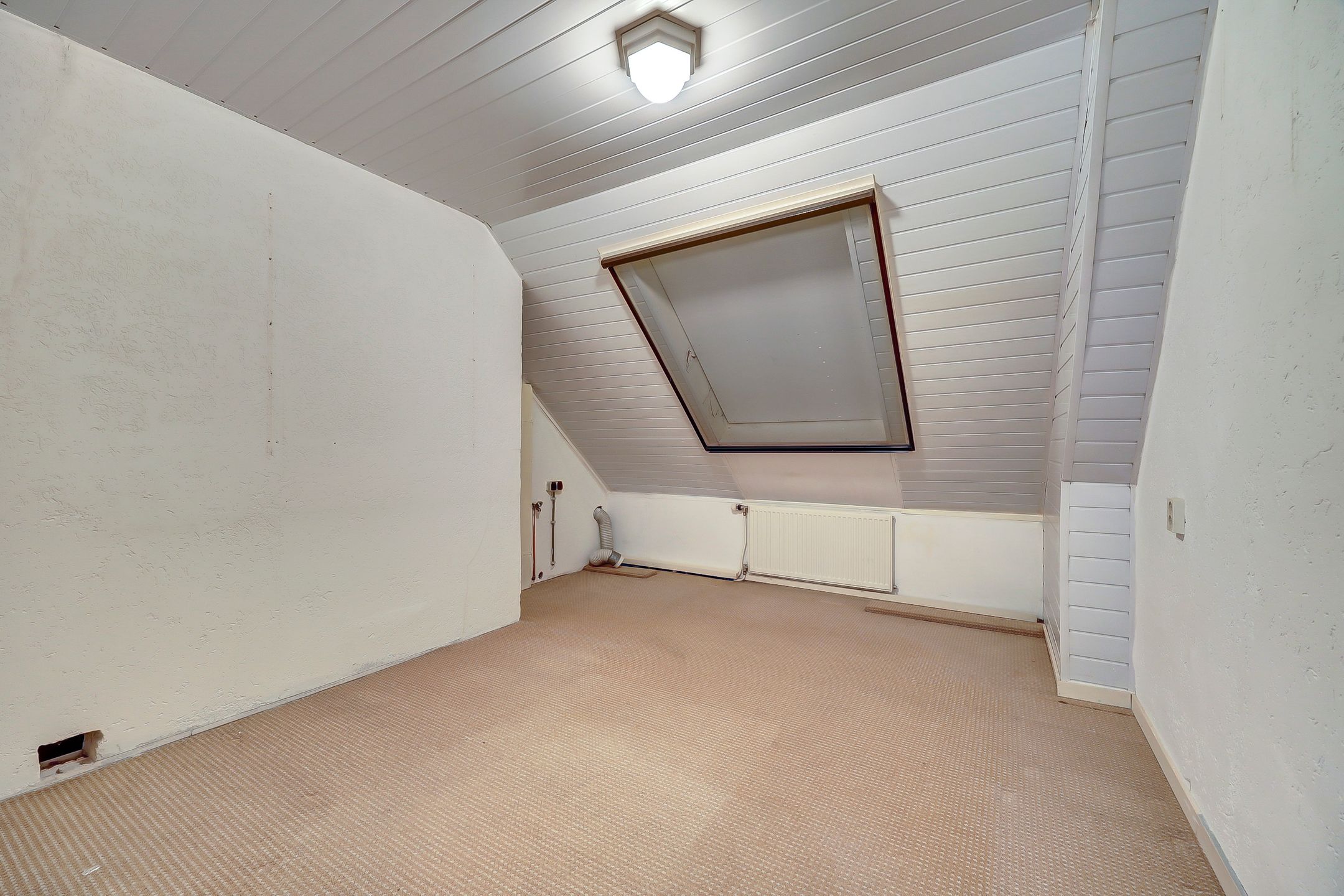 Photo 33 of Heumenseweg 11