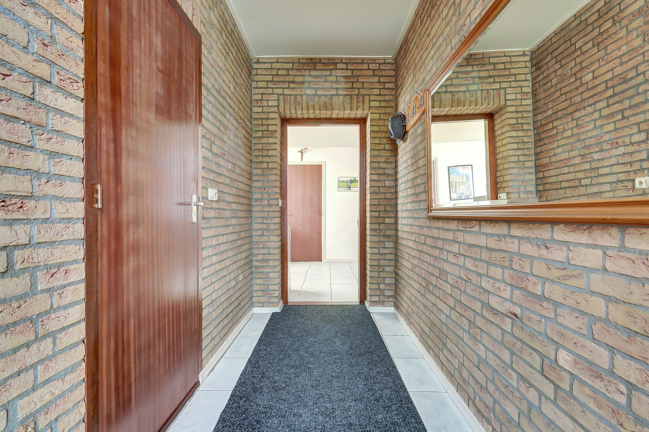 Photo 42 of Heumenseweg 11