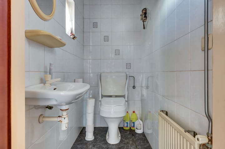 Photo 45 of Heumenseweg 11