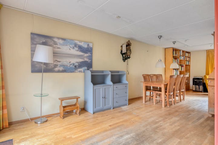 Photo 8 of Van Lidth de Jeudelaan 17