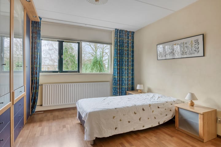 Photo 21 of Van Lidth de Jeudelaan 17