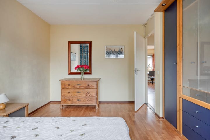 Photo 22 of Van Lidth de Jeudelaan 17