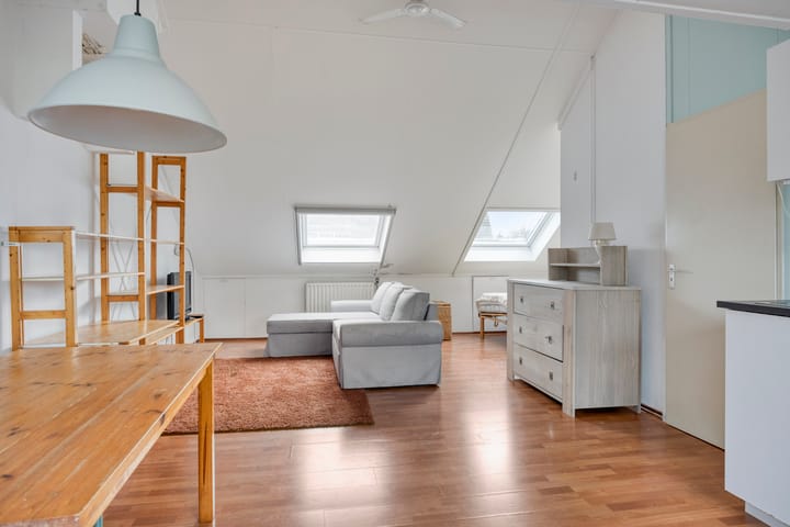 Photo 31 of Van Lidth de Jeudelaan 17